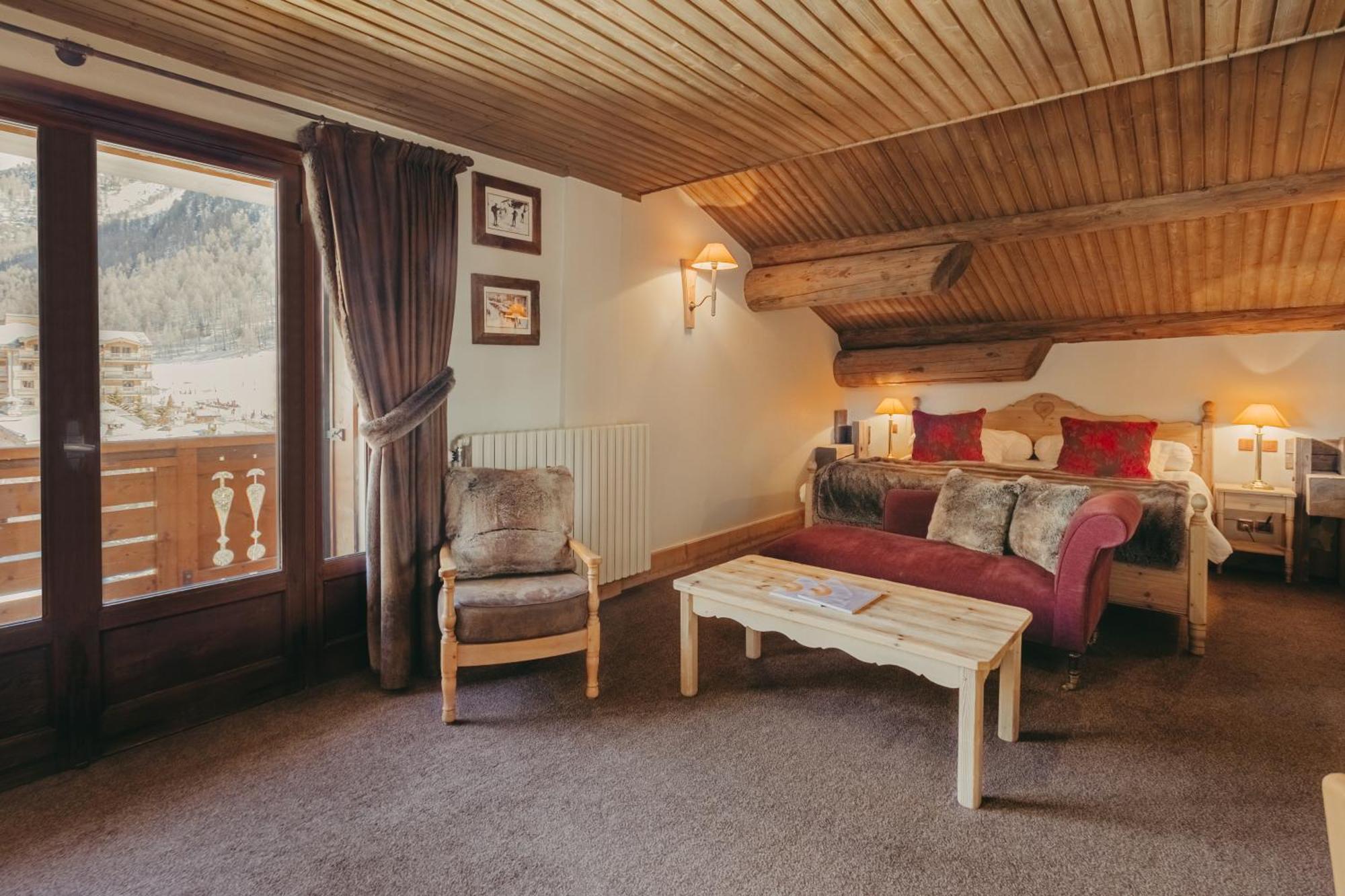 Hotel Christiania วาลดีแซร์ ภายนอก รูปภาพ