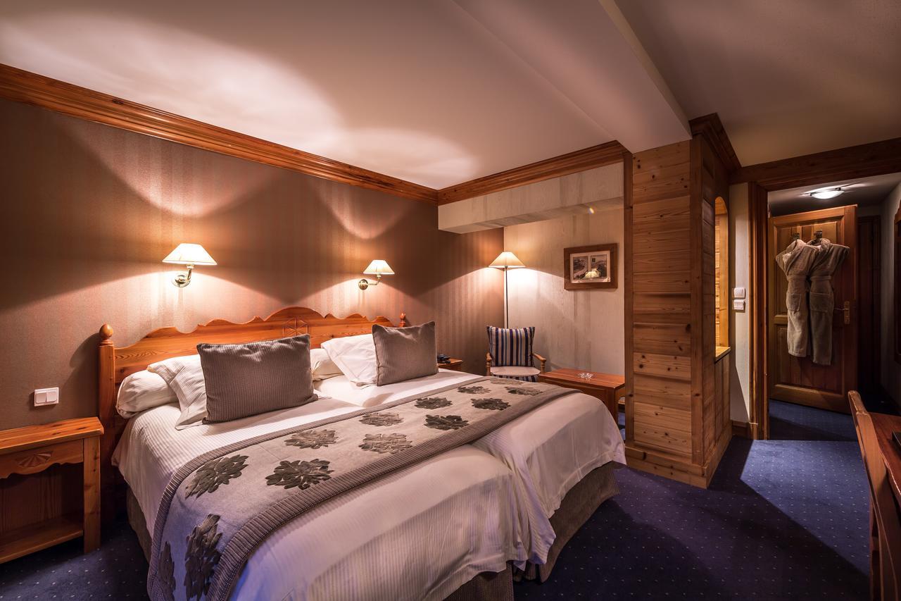 Hotel Christiania วาลดีแซร์ ภายนอก รูปภาพ