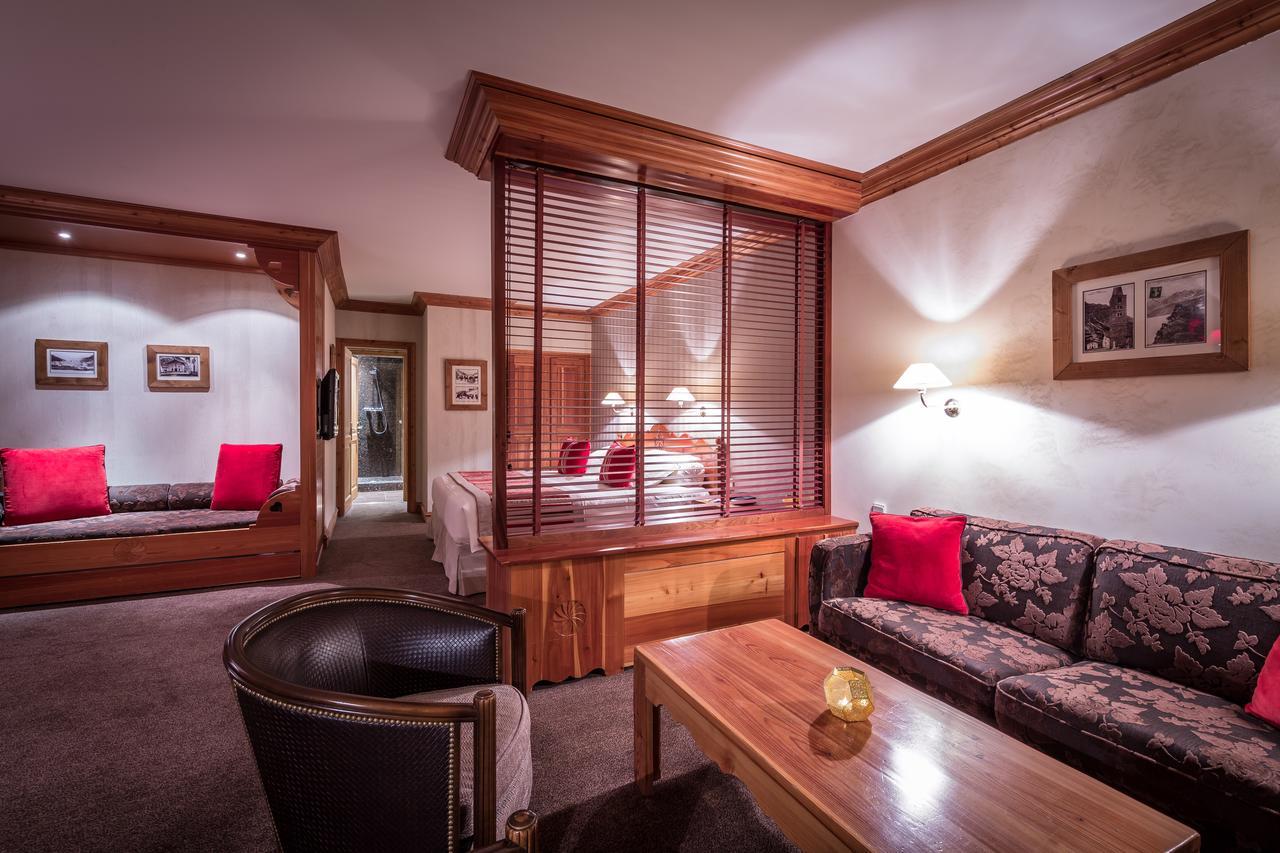 Hotel Christiania วาลดีแซร์ ภายนอก รูปภาพ